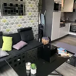 Elegant 2 Pieces Proche Marais